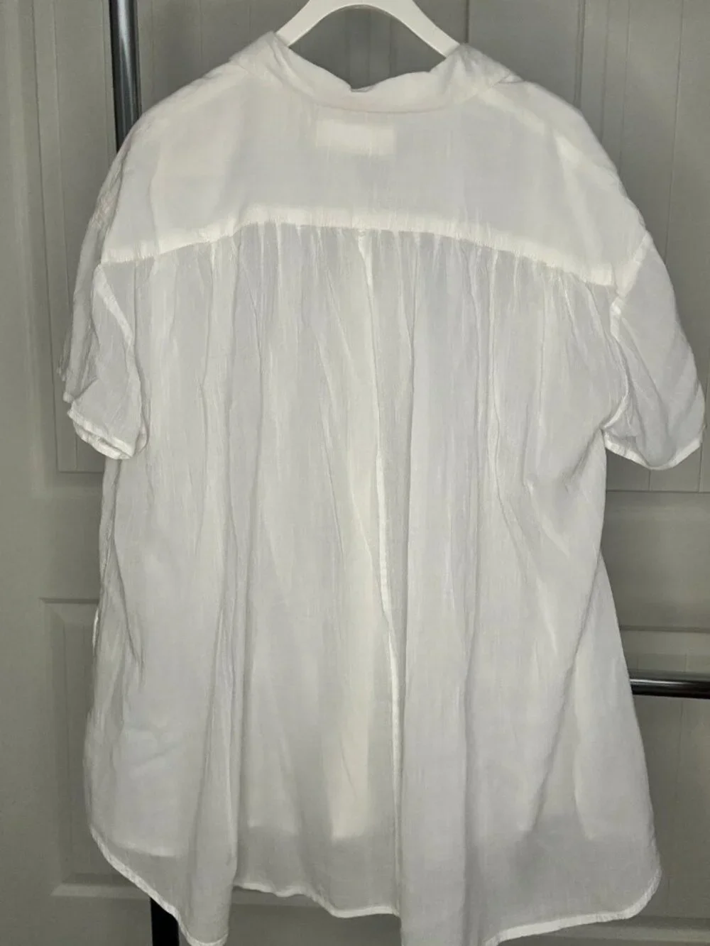 We The Free White Button-Up Top | size medium - Picture 2 of 4